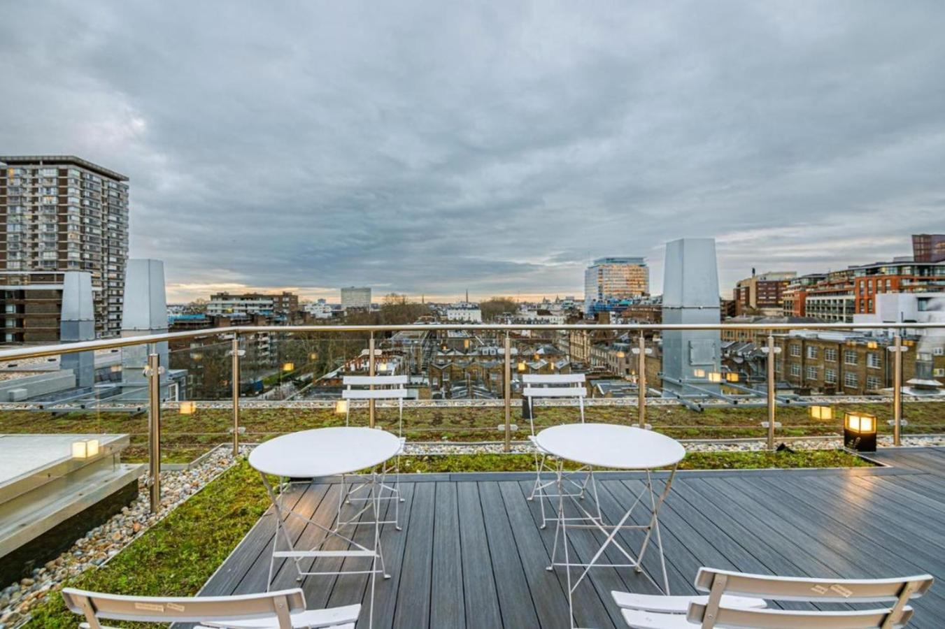 Marble Arch Penthouses With Skyline Views Londra Exterior foto