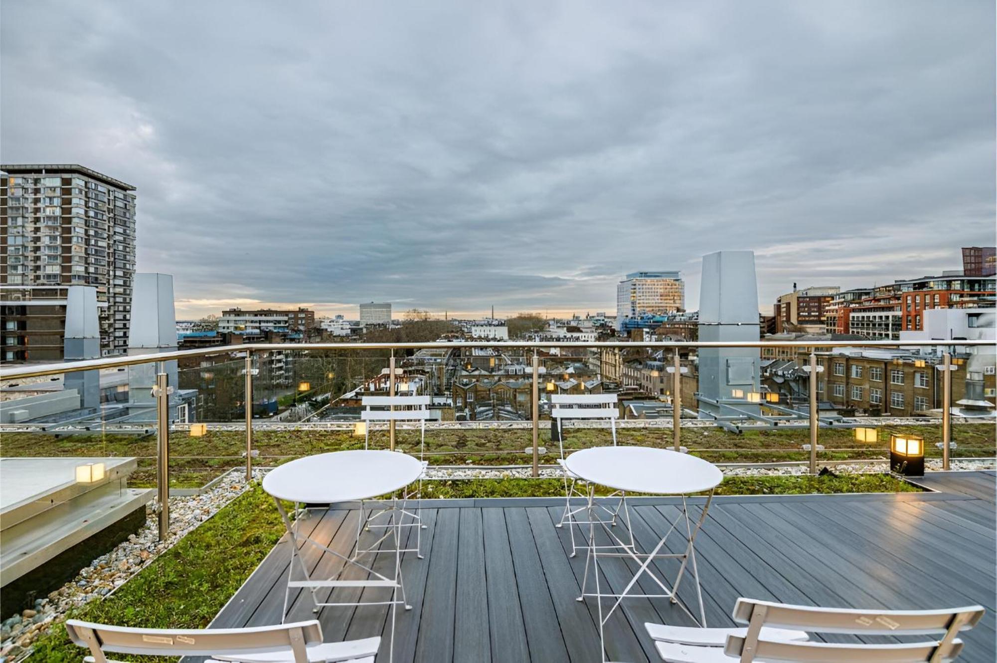 Marble Arch Penthouses With Skyline Views Londra Exterior foto